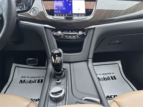 Used 2024 Cadillac XT6 Sport w/ Platinum Package image 59