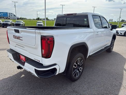 Used 2022 GMC Sierra 1500 AT4 w/ AT4 Premium Package AWD/4WD image 5