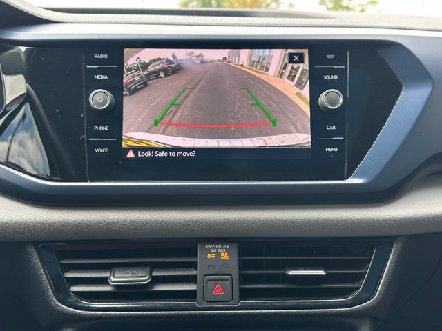 Used 2023 Volkswagen Taos SE w/ Panoramic Sunroof Package AWD/4WD image 33