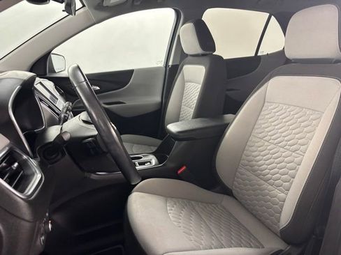 Used 2021 Chevrolet Equinox LT image 16