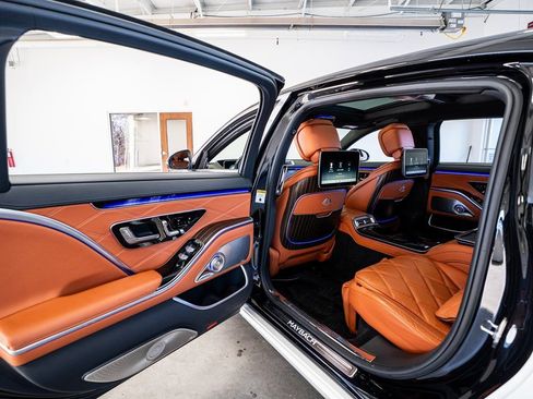 Used 2022 Mercedes-Benz Maybach S 580 4MATIC image 54