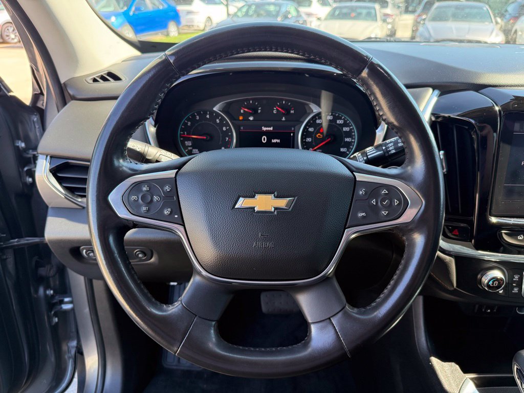 Used 2021 Chevrolet Traverse LT FWD image 15