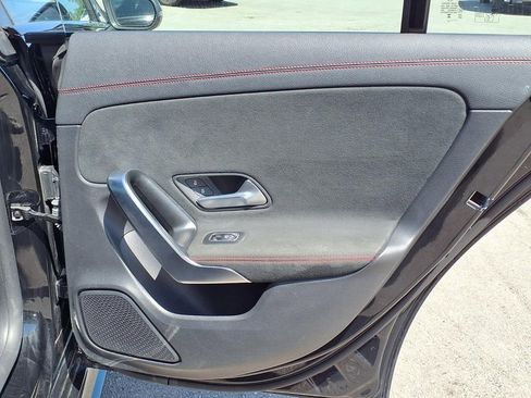 Used 2023 Mercedes-Benz CLA 250 image 15