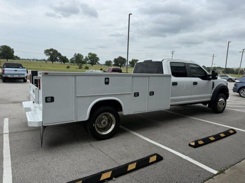 Used 2019 Ford F550 4x4 Crew Cab Super Duty image 2