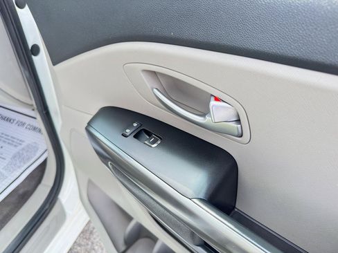 Used 2019 Kia Sedona L FWD image 54