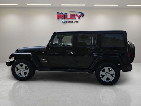 Used 2012 Jeep Wrangler Unlimited Sahara w/ Dual Top Group image 2
