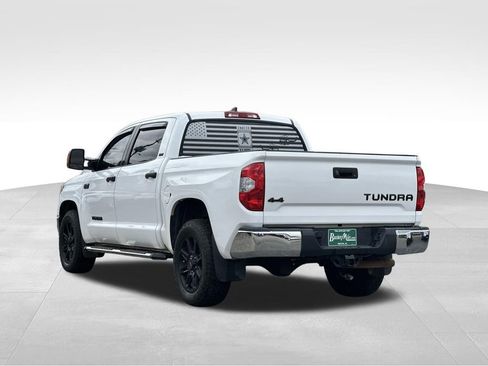 Used 2020 Toyota Tundra SR5 w/ SR5 Upgrade Package image 9