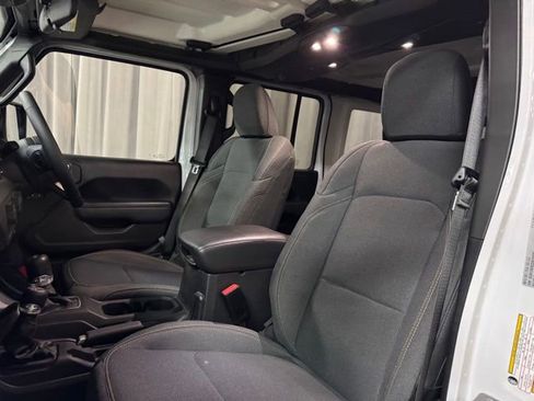 Used 2025 Jeep Wrangler Unlimited Sport w/ Convenience Group image 25