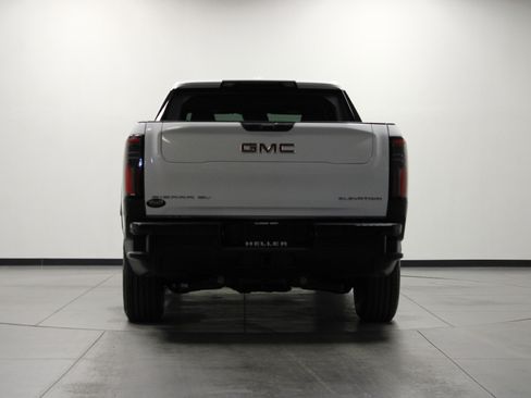 New 2026 GMC Sierra EV Elevation w/ Premium Package AWD/4WD image 5