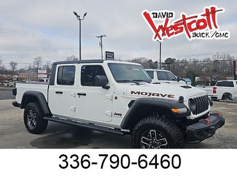 Used 2024 Jeep Gladiator Mojave w/ Safety Group image 1