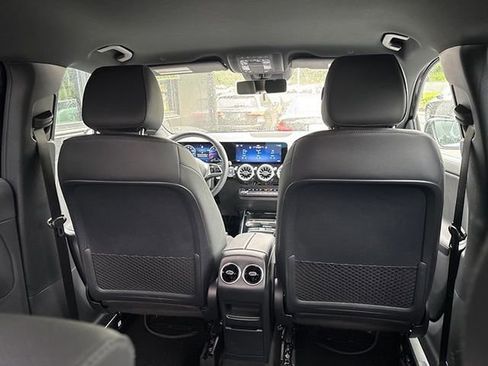 Certified 2025 Mercedes-Benz GLA 250 4MATIC image 49