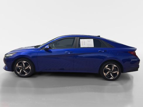 Certified 2023 Hyundai Elantra SEL w/ Convenience Package FWD image 6