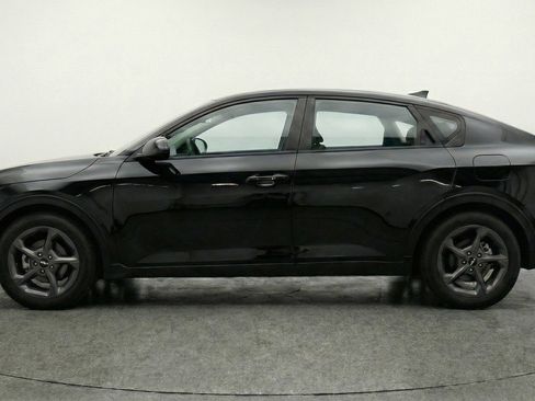 Used 2025 Kia K4 LXS image 5