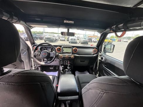Used 2021 Jeep Wrangler Unlimited Sport AWD/4WD image 32