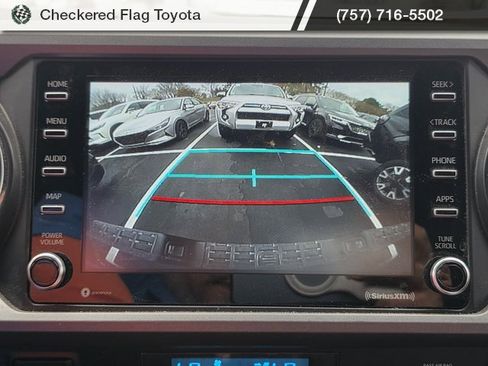 Used 2023 Toyota Tacoma TRD Off-Road image 17