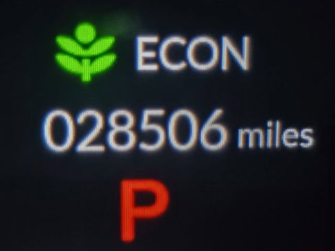 Used 2024 Honda HR-V LX image 8
