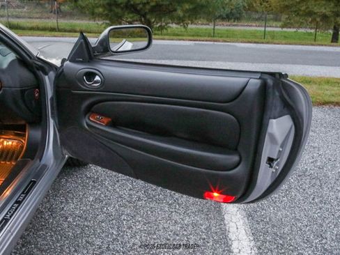 Used 2001 Jaguar XK8 Convertible image 44