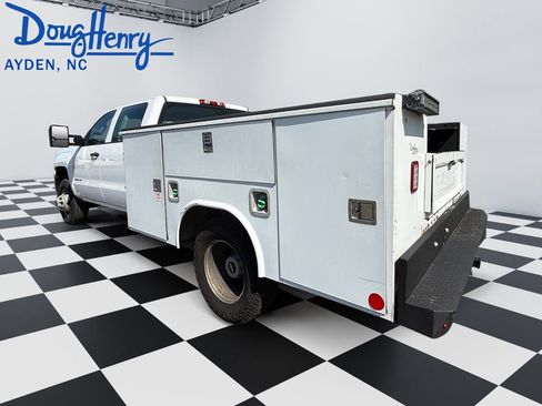 Used 2017 Chevrolet Silverado 3500 W/T w/ WT Convenience Package image 3