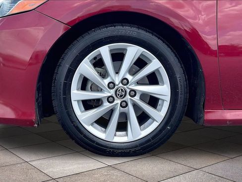 Used 2022 Toyota Camry LE FWD image 9