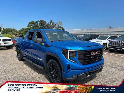 Used 2022 GMC Sierra 1500 Elevation AWD/4WD image 3