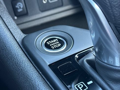 Used 2025 Nissan Sentra S FWD image 18