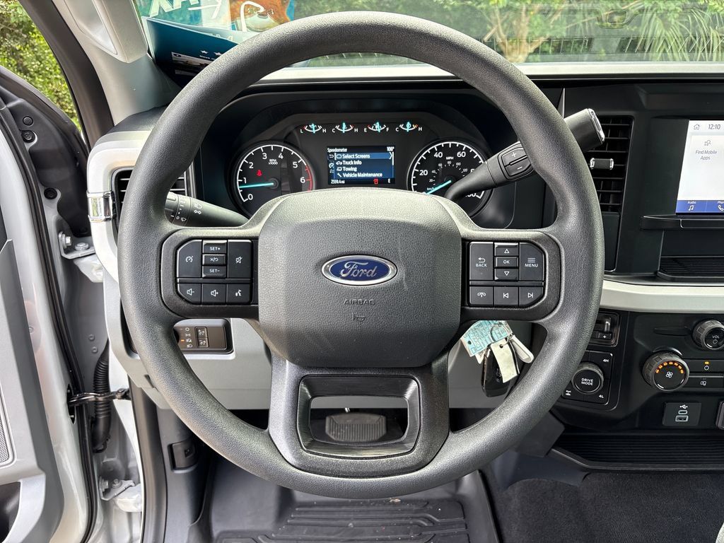 Used 2026 Ford F250 XLT AWD/4WD image 18