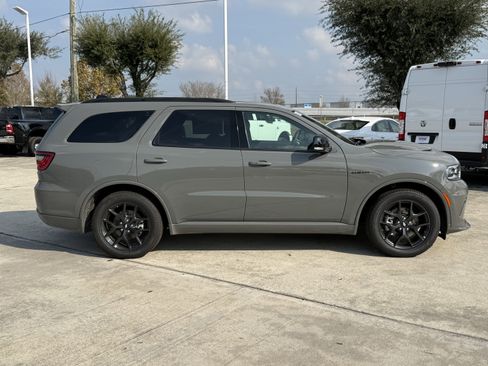 New 2026 Dodge Durango GT image 3