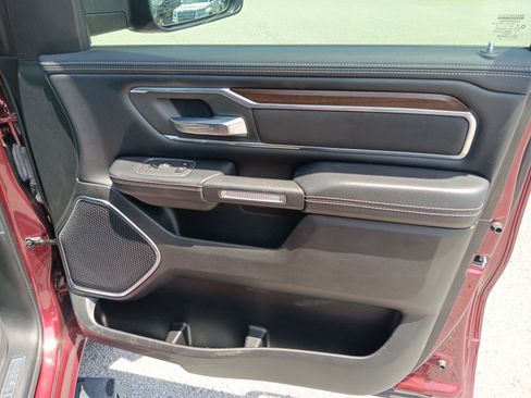 Used 2021 RAM 1500 Laramie AWD/4WD image 22