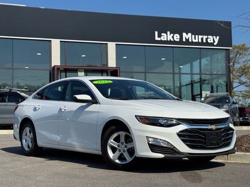Used 2023 Chevrolet Malibu LT FWD image 1