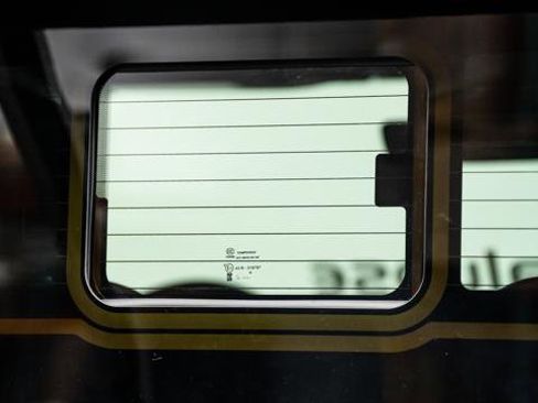 Used 2021 Jeep Wrangler Unlimited Rubicon image 18