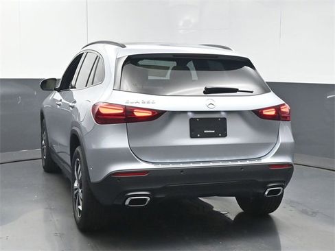 New 2026 Mercedes-Benz GLA 250 image 6