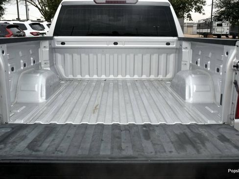 Used 2021 Chevrolet Silverado 1500 W/T w/ Trailering Package image 11