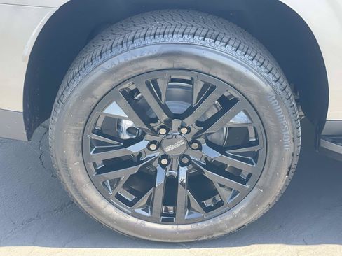 New 2026 GMC Yukon XL Elevation w/ Elevation Premium Package AWD/4WD image 30