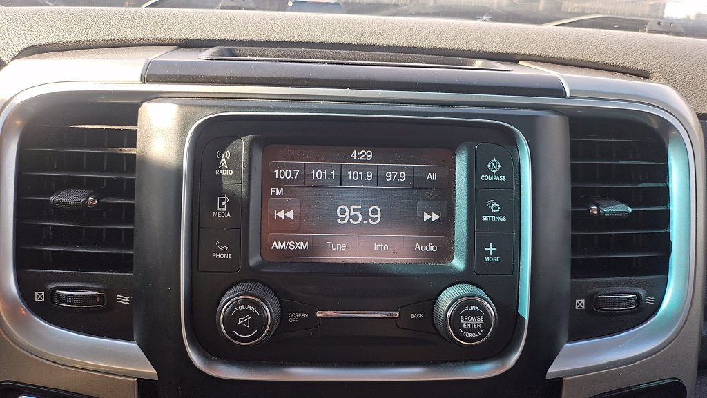Used 2019 RAM 1500 Classic SLT RWD image 31