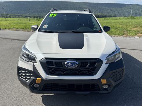 Certified 2025 Subaru Outback Wilderness AWD/4WD image 9