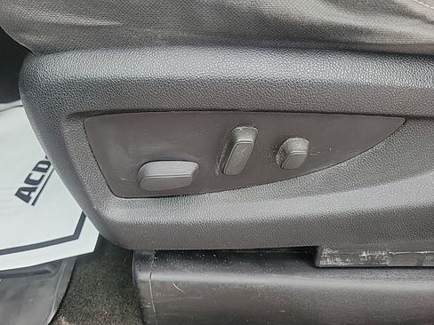 Used 2014 Chevrolet Silverado 1500 LT w/ LT Convenience Package image 18