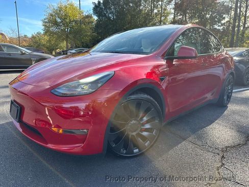 Used 2021 Tesla Model Y Performance image 8