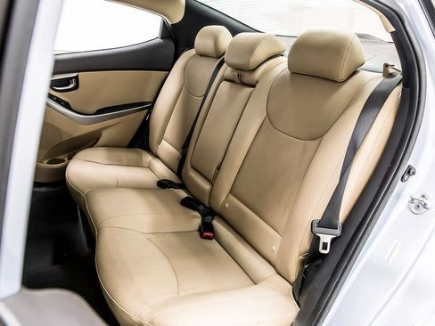 Used 2012 Hyundai Elantra Limited w/ Technology Pkg 5 FWD image 28