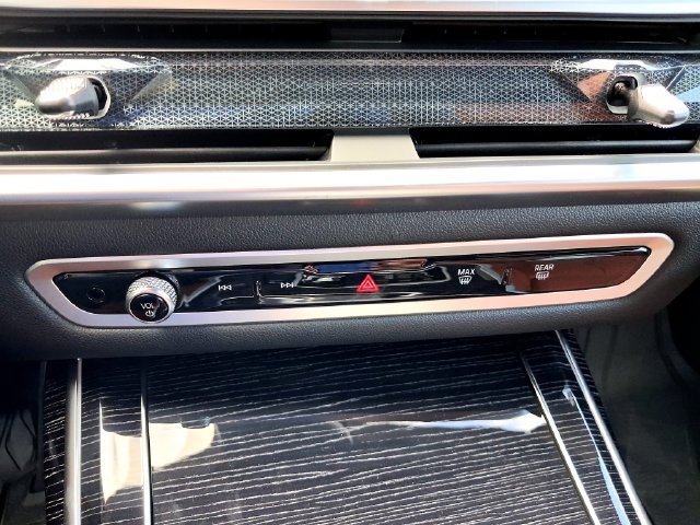 New 2027 BMW X7 xDrive40i w/ Executive Package AWD/4WD image 21
