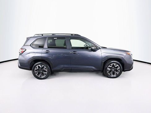Used 2025 Subaru Forester Premium w/ Convenience Package #1 AWD/4WD image 12