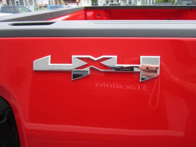 Used 2025 GMC Sierra 3500 SLE w/ SLE Convenience Package AWD/4WD image 28