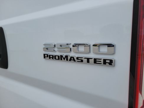 Used 2026 RAM ProMaster 2500 w/ Convenience Group FWD image 31