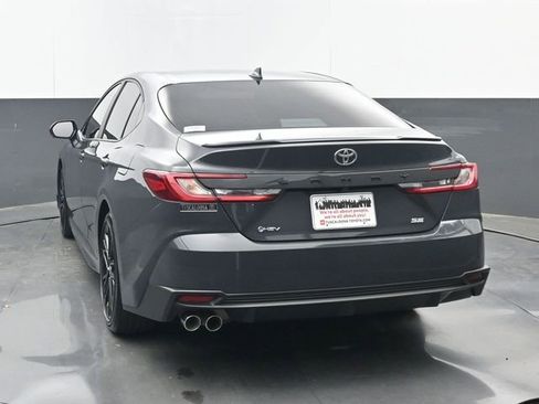 Used 2025 Toyota Camry SE image 19