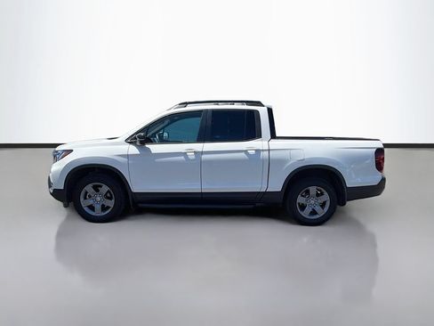 Certified 2025 Honda Ridgeline TrailSport image 8