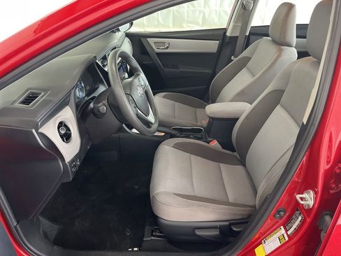 Used 2017 Toyota Corolla LE w/ Carpet Mat Package (TMS) image 4