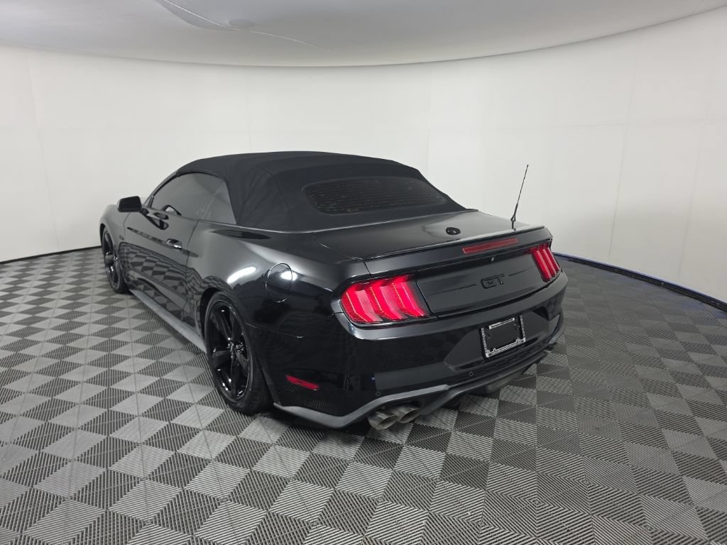 Used 2021 Ford Mustang GT Premium w/ Black Accent Package RWD image 3