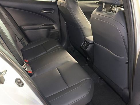 Used 2025 Lexus UX 300h AWD image 14