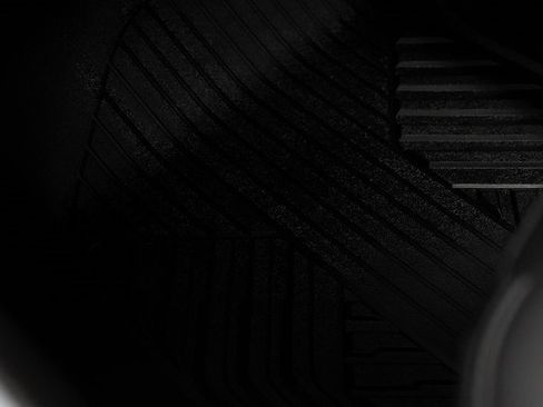 Used 2021 Chevrolet Silverado 1500 LTZ image 34