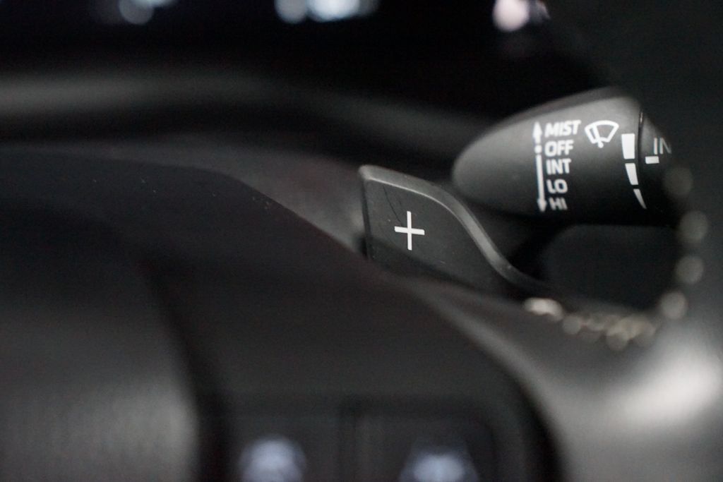 Certified 2025 Toyota Camry SE FWD image 15