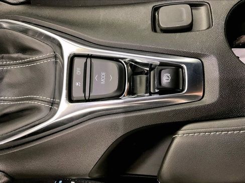 Used 2019 Chevrolet Camaro SS image 30